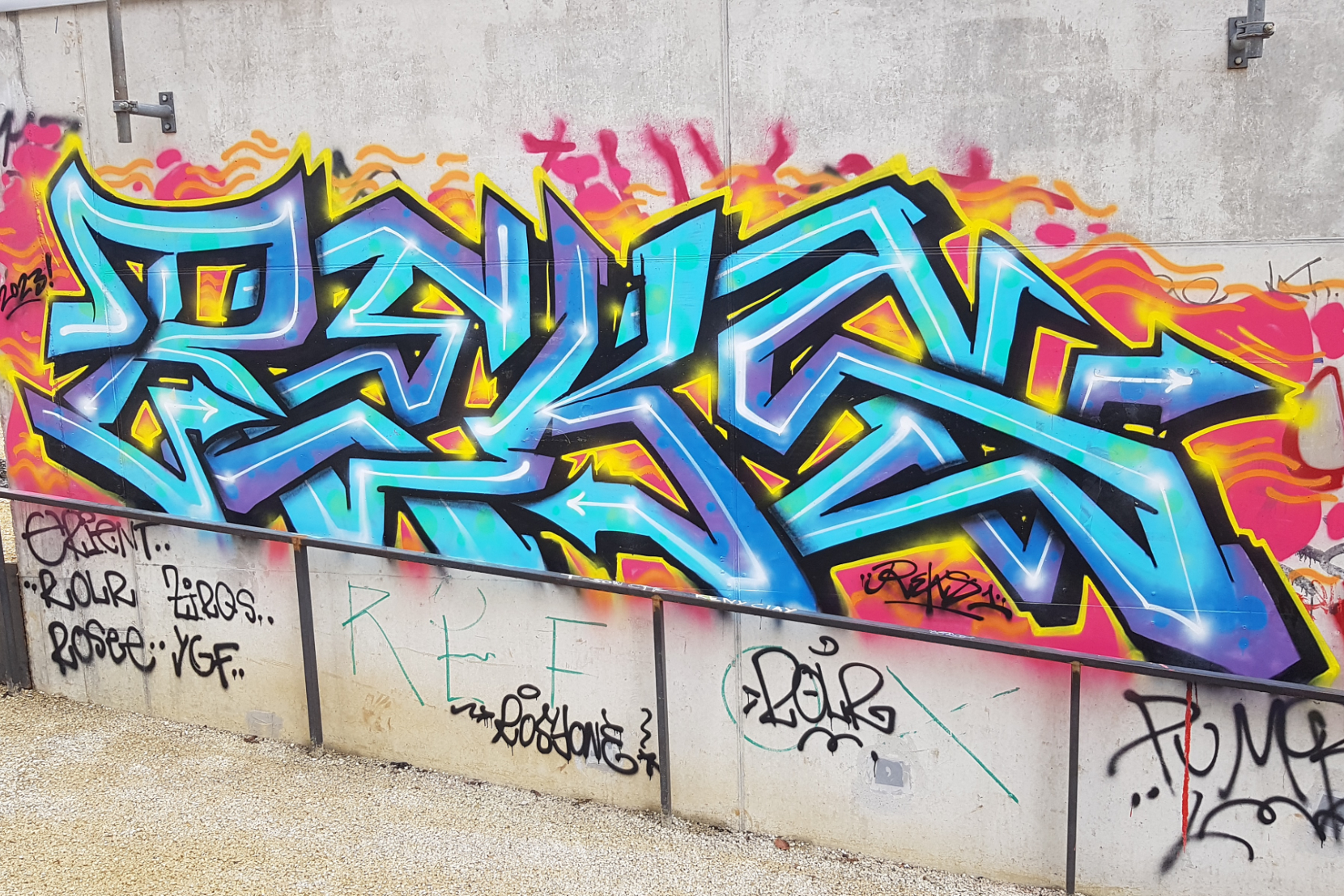 Anna'mCara-Blog - Graffiti - Wochen-Challenge KW11 / 2024