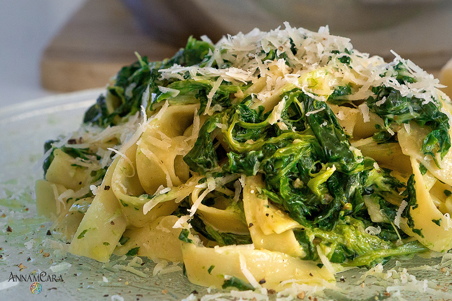 Anna'mCara-Blog - Veganes 2022 - Pasta-Saucen - Zitronensauce mit Spinat
