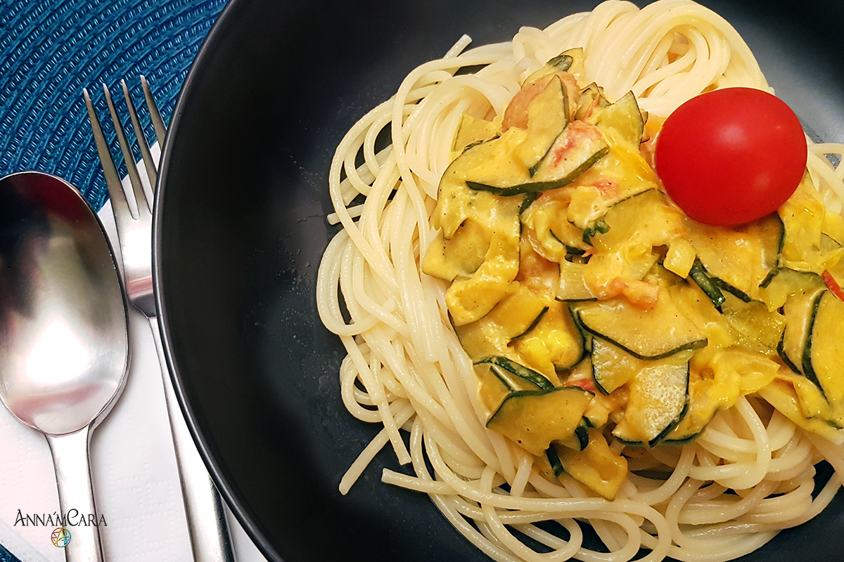 Anna'mCara-Blog - Rezepte - Header - Zucchetti-Safran-Spaghetti